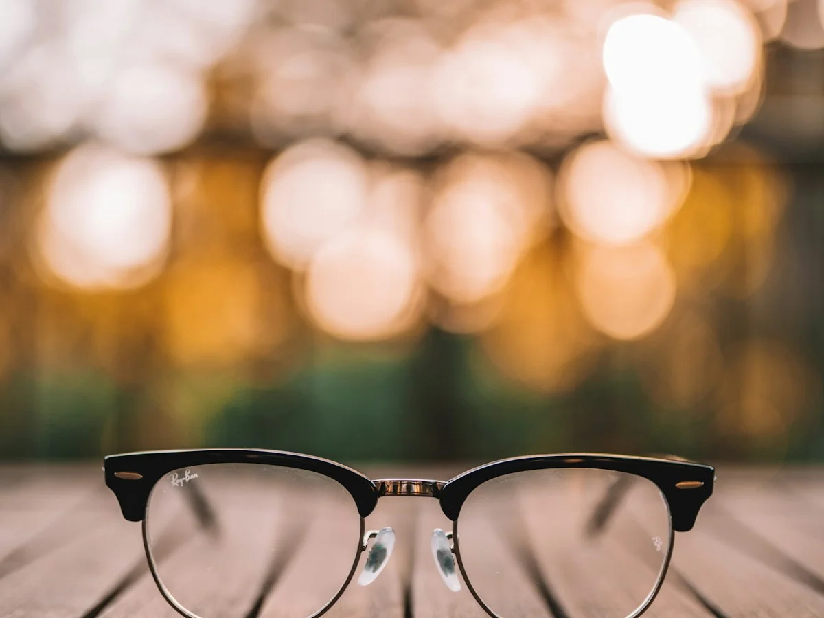 Sight & Eyeglass Drives illustration